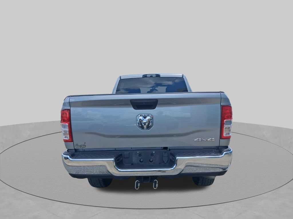 Used 2024 RAM 2500 Tradesman w/ Chrome Appearance Group AWD/4WD image 9