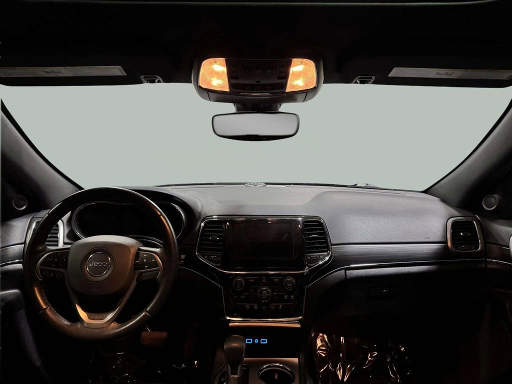 Used 2021 Jeep Grand Cherokee Limited w/ Luxury Group II image 19