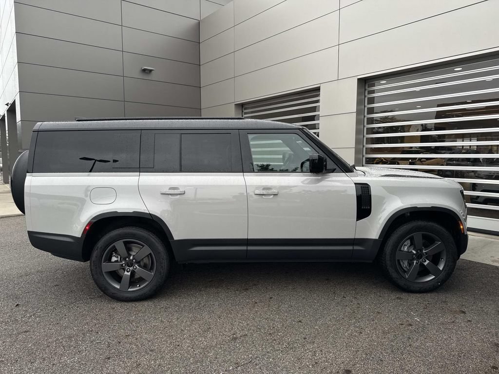 New 2026 Land Rover Defender 130 S AWD/4WD image 7