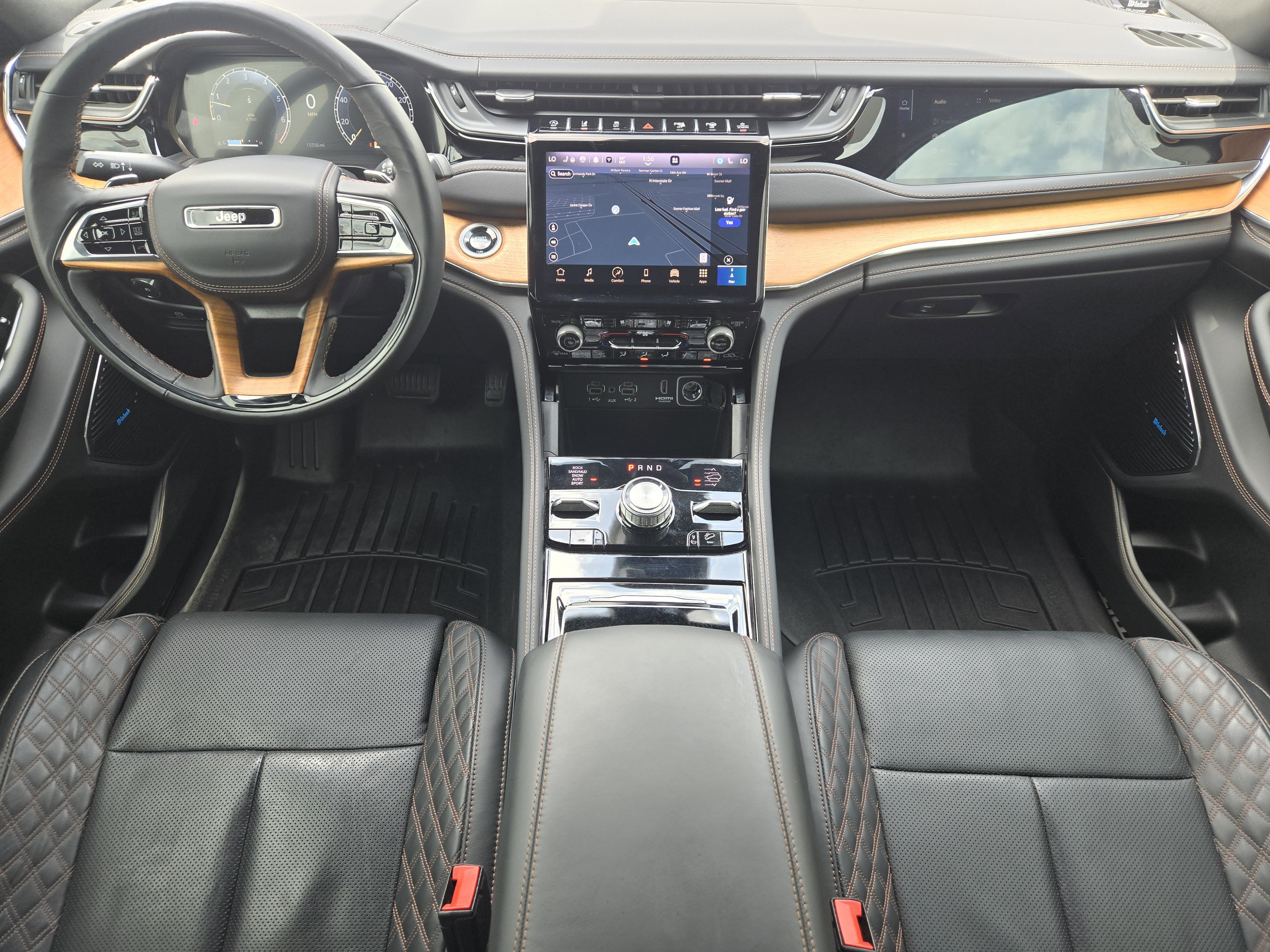 Used 2024 Jeep Grand Cherokee Summit AWD/4WD image 29