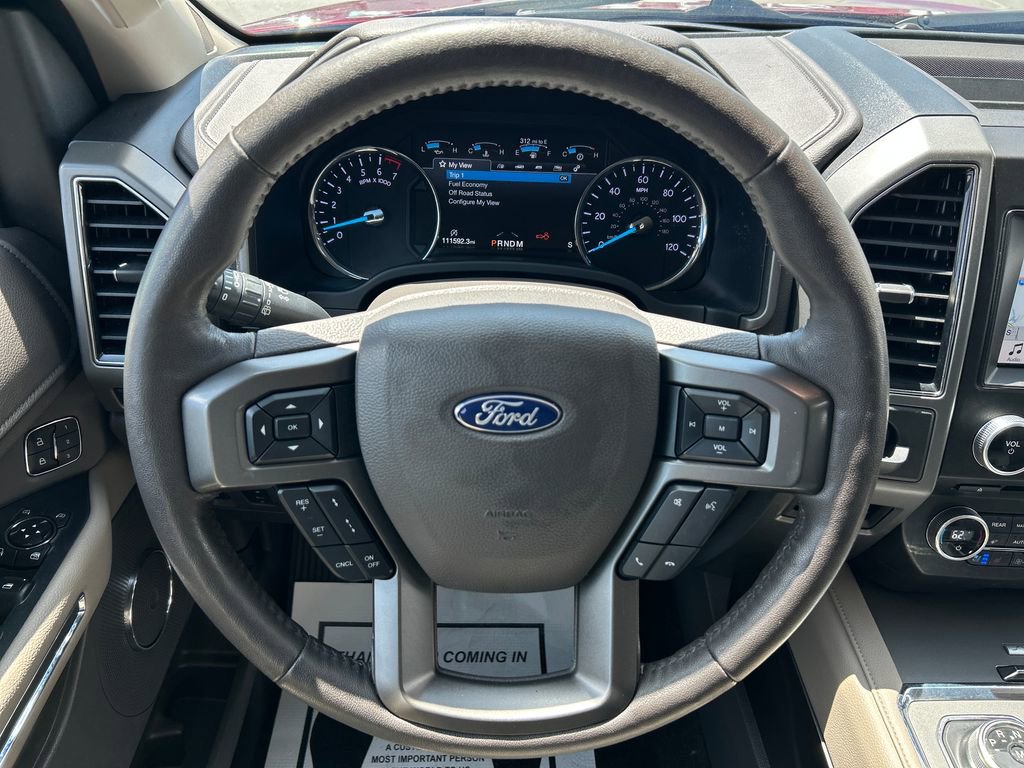 Used 2018 Ford Expedition XLT w/ Equipment Group 202A RWD image 18