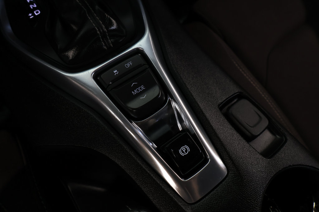 Used 2019 Chevrolet Camaro LT w/ RS Package RWD image 27