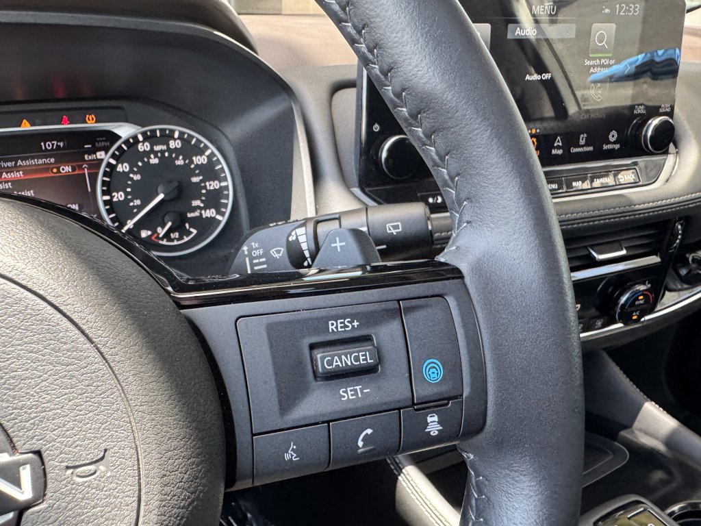 Used 2023 Nissan Rogue SL w/ SL Premium Package image 28