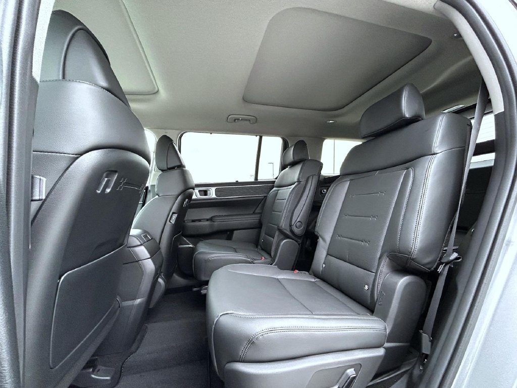 New 2026 Hyundai Santa Fe Limited AWD/4WD image 11