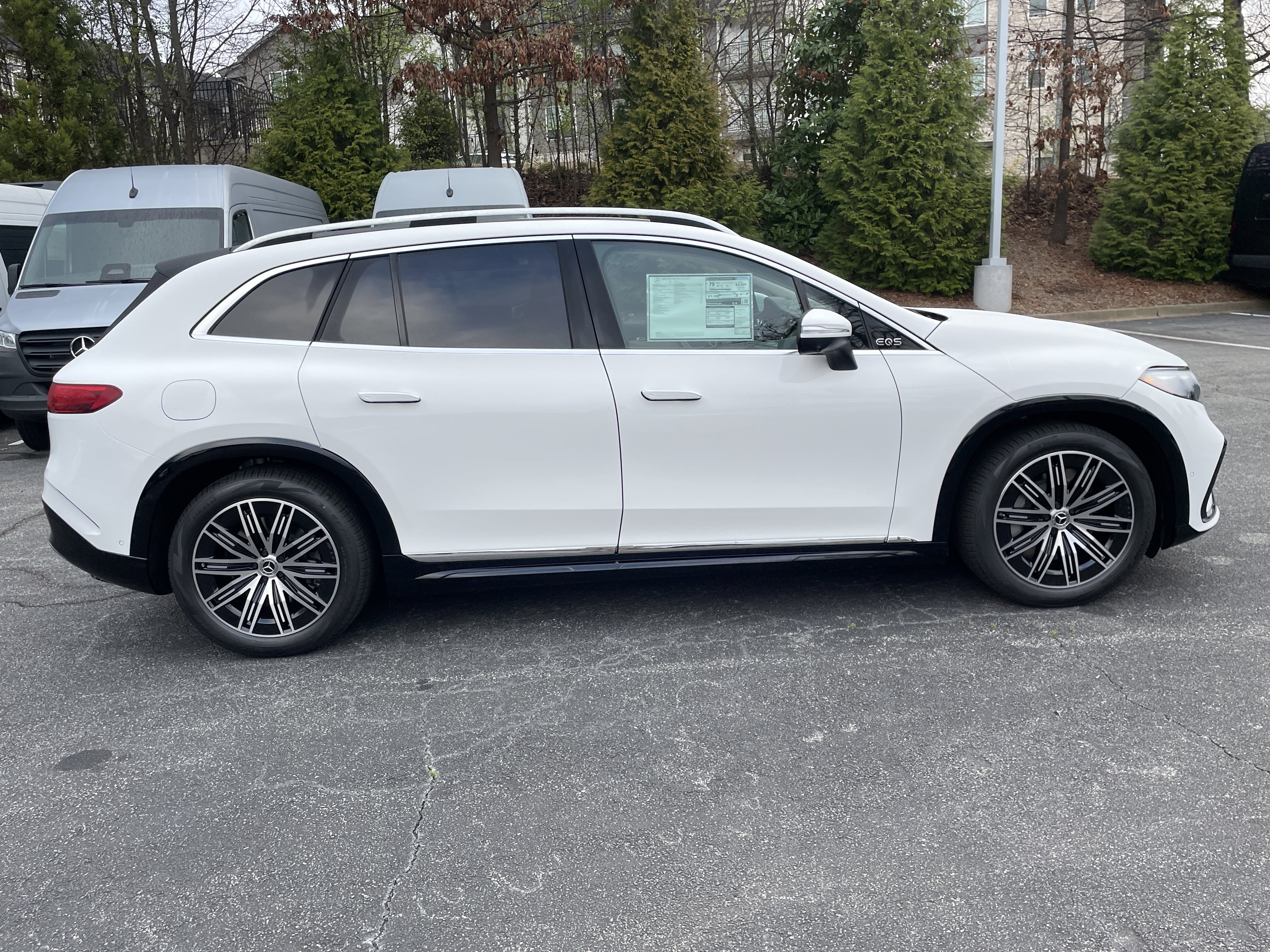 New 2026 Mercedes-Benz EQS 400 4MATIC SUV image 5