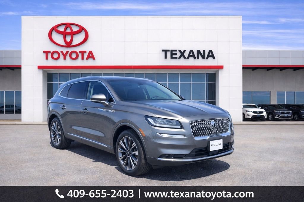 Used 2022 Lincoln Corsair Reserve AWD/4WD image 1