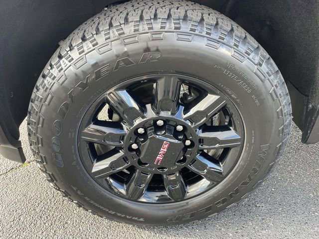 Certified 2024 GMC Sierra 2500 AT4 w/ AT4 Preferred Package image 8