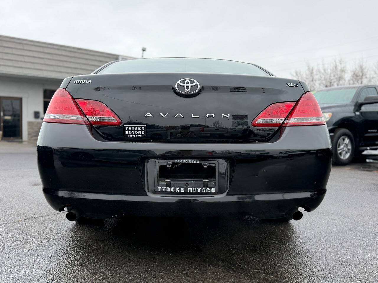 Used 2008 Toyota Avalon XLS FWD image 23
