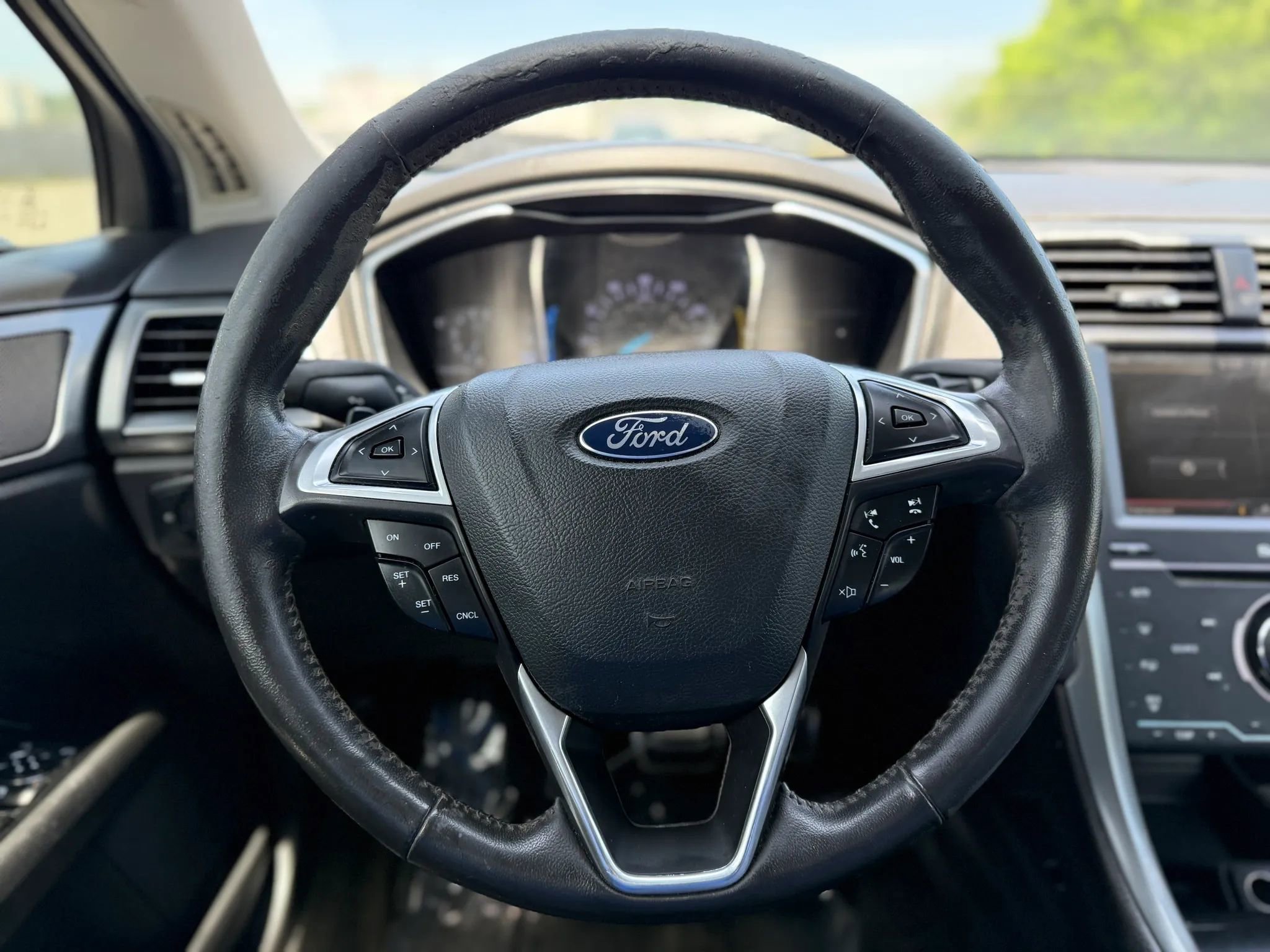 Used 2014 Ford Fusion Titanium AWD/4WD image 25