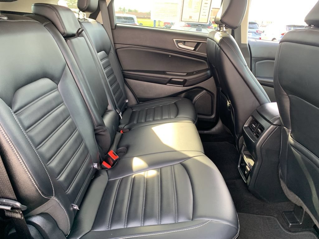 Used 2022 Ford Edge SEL w/ Convenience Package AWD/4WD image 17