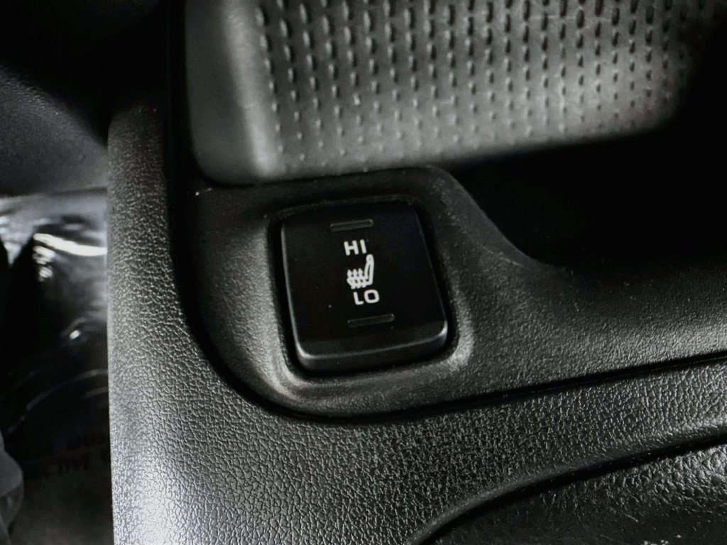 Used 2022 Toyota Corolla XSE w/ Carpet Mat Package (TMS) FWD image 17