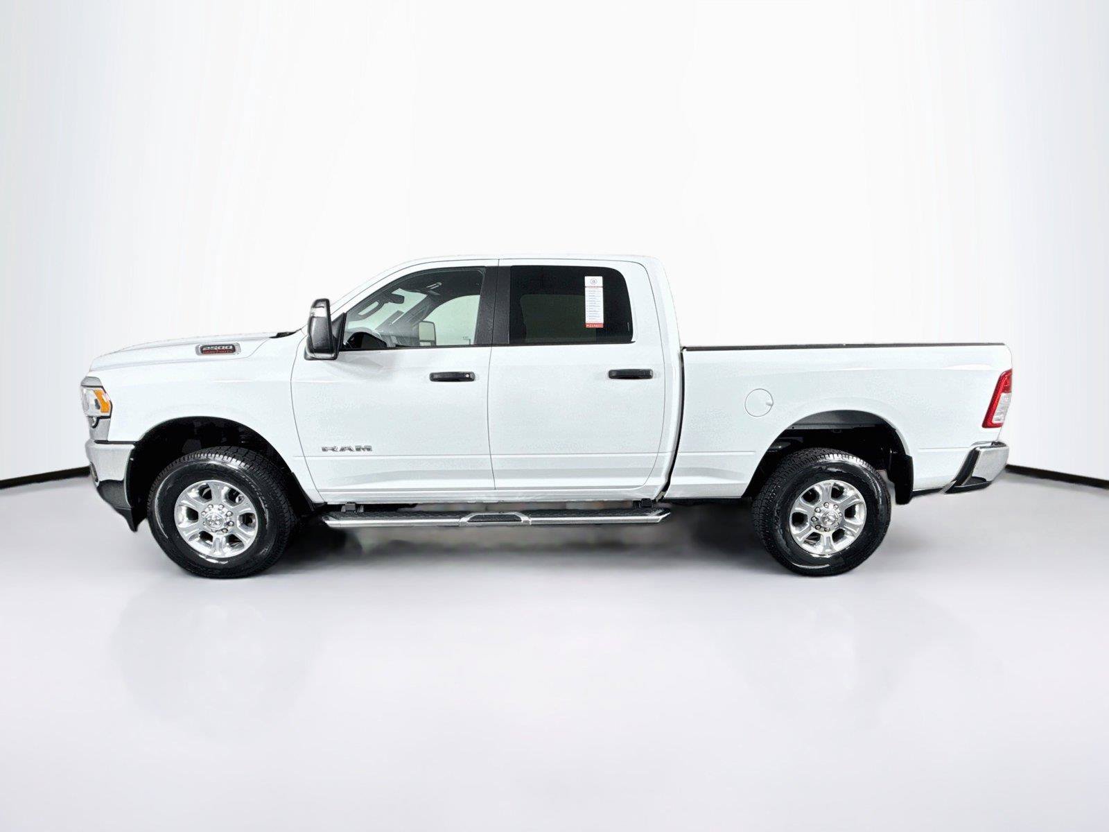 Used 2024 RAM 2500 Big Horn AWD/4WD image 12