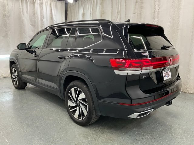 Used 2025 Volkswagen Atlas SE FWD image 5