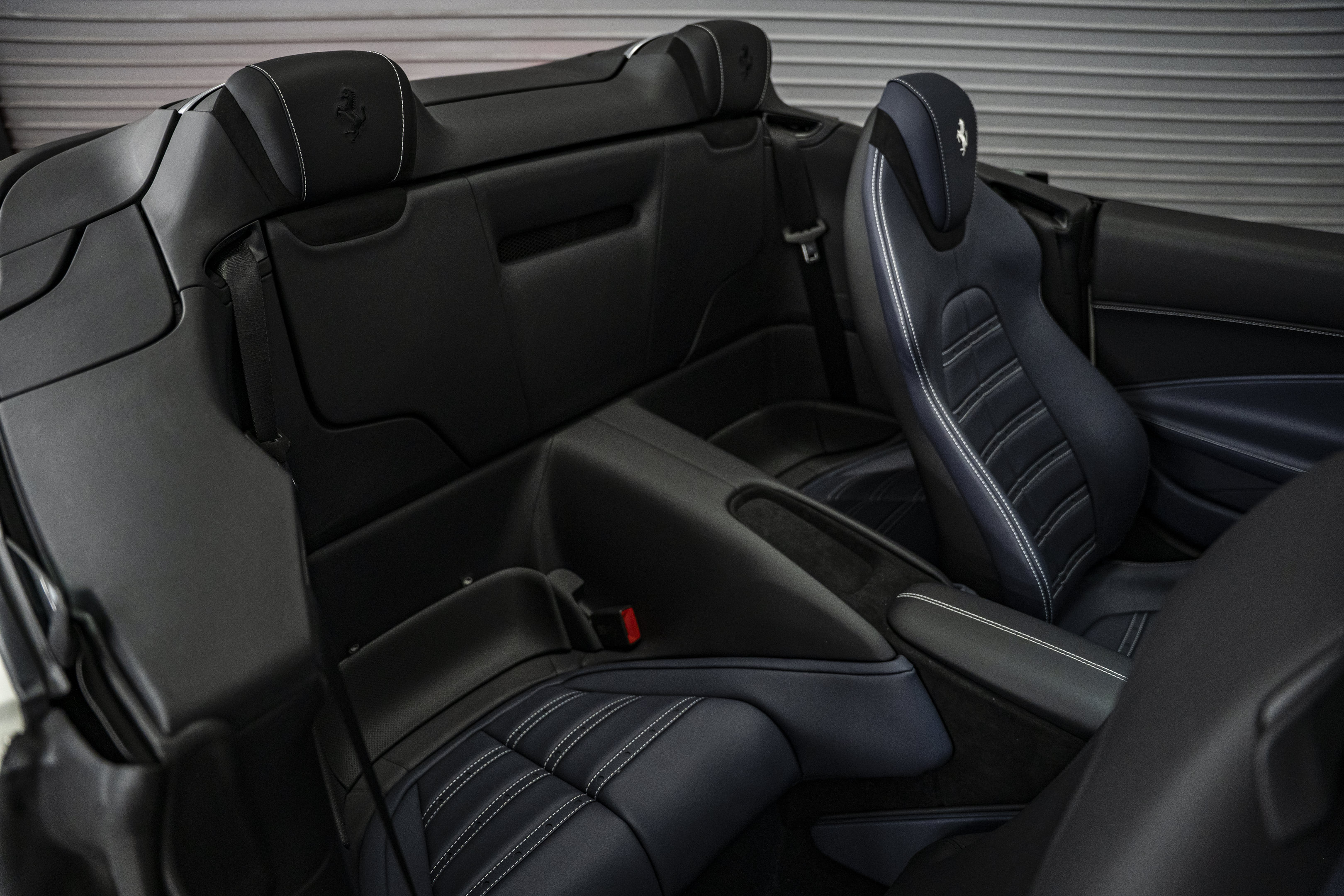 Used 2026 Ferrari Roma Spider RWD image 34