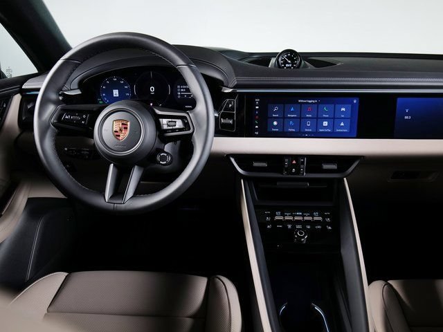New 2026 Porsche Macan 4 Electric AWD/4WD image 14