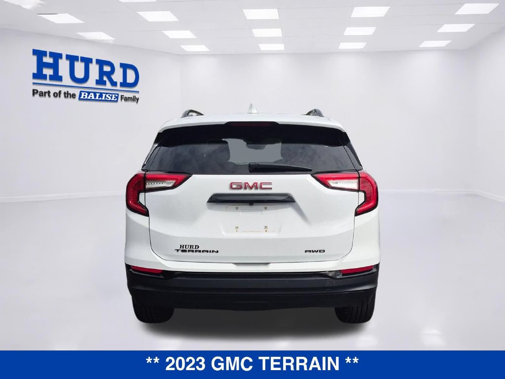 Used 2023 GMC Terrain SLE w/ Driver Convenience Package AWD/4WD image 5