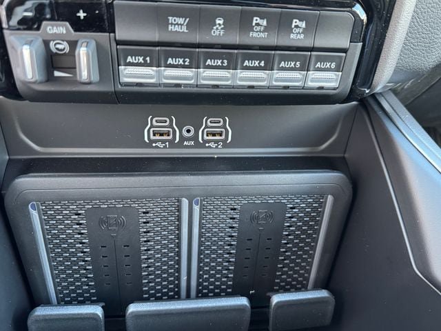 New 2026 RAM 2500 Big Horn AWD/4WD image 44