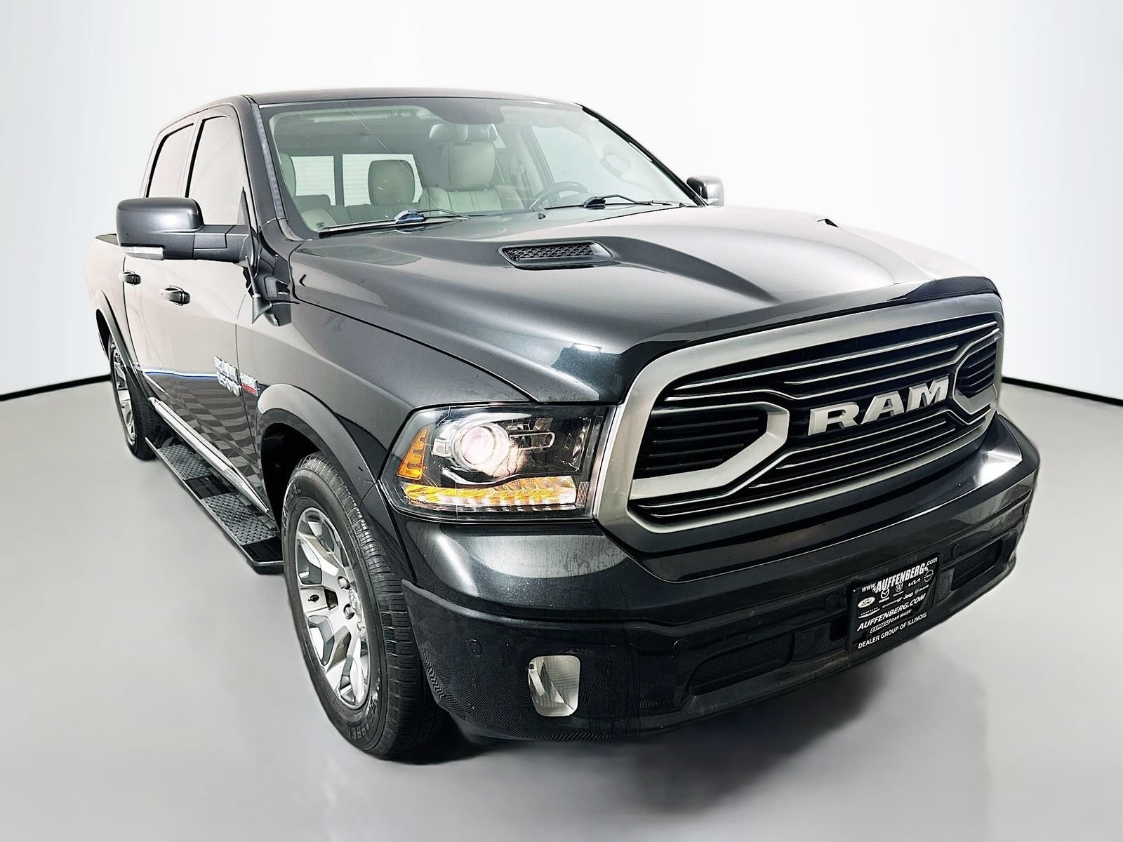 Used 2018 RAM 1500 Limited AWD/4WD image 1