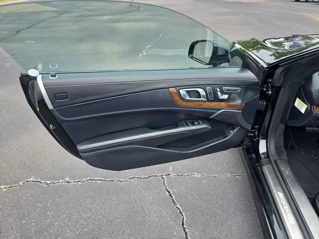 Used 2013 Mercedes-Benz SL 63 AMG image 41