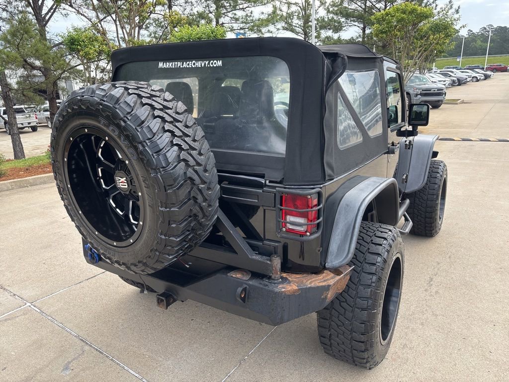Used 2016 Jeep Wrangler Rubicon w/ Connectivity Group image 10