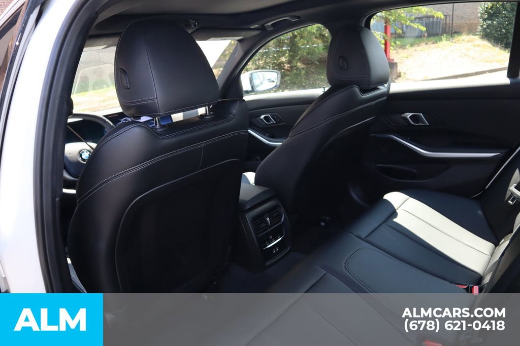 Used 2025 BMW 330i Sedan image 18