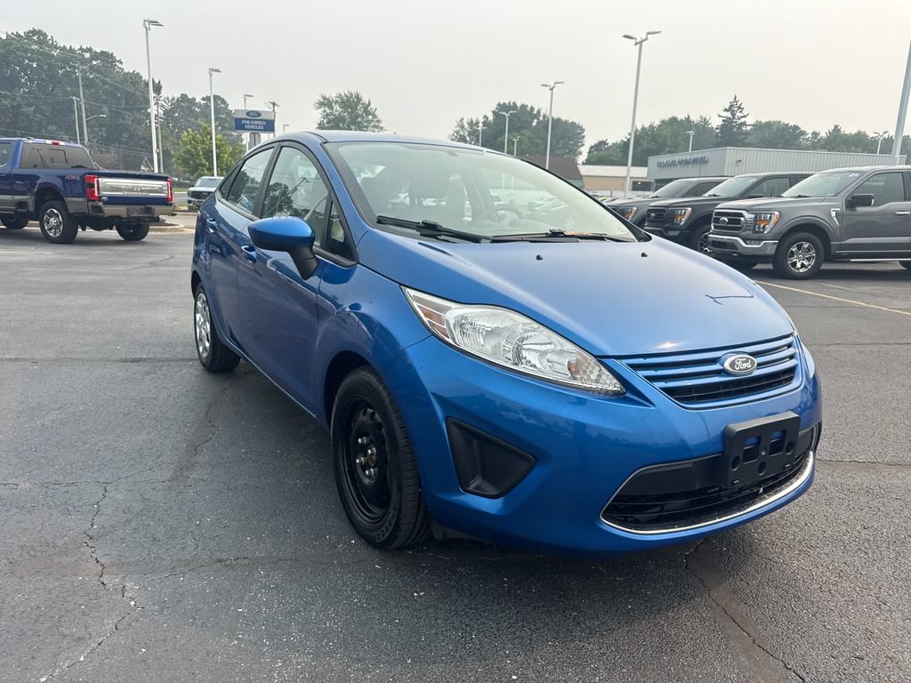 Used 2011 Ford Fiesta S FWD image 4