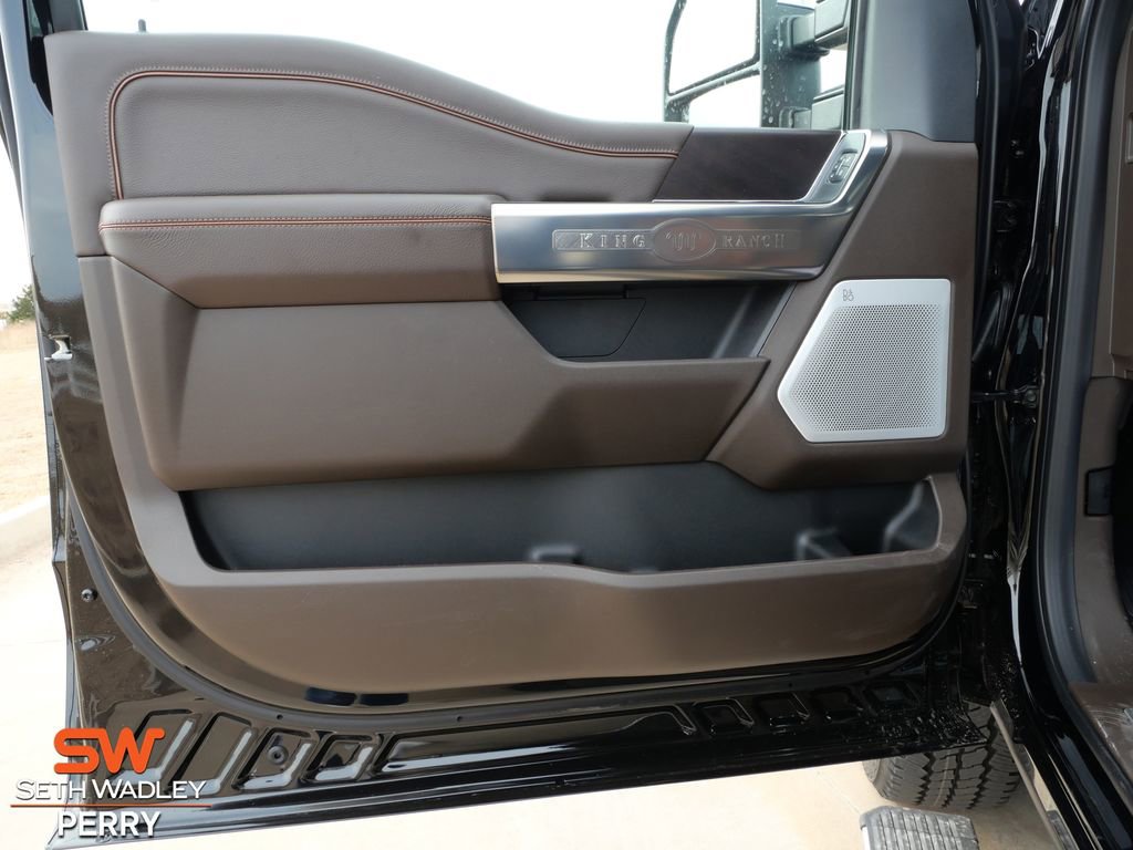 New 2026 Ford F250 King Ranch w/ Chrome Package image 18
