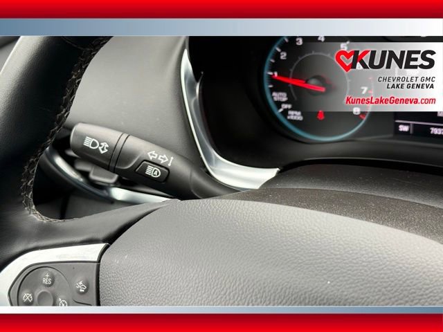 Used 2023 Chevrolet Traverse LT image 46