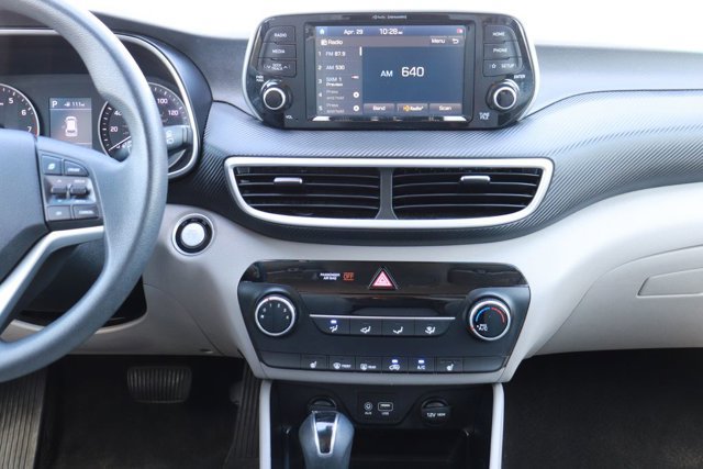 Used 2020 Hyundai Tucson Value w/ Cargo Package FWD image 15