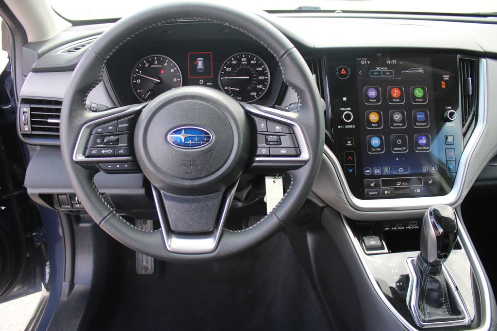 Used 2025 Subaru Outback Premium AWD/4WD image 12