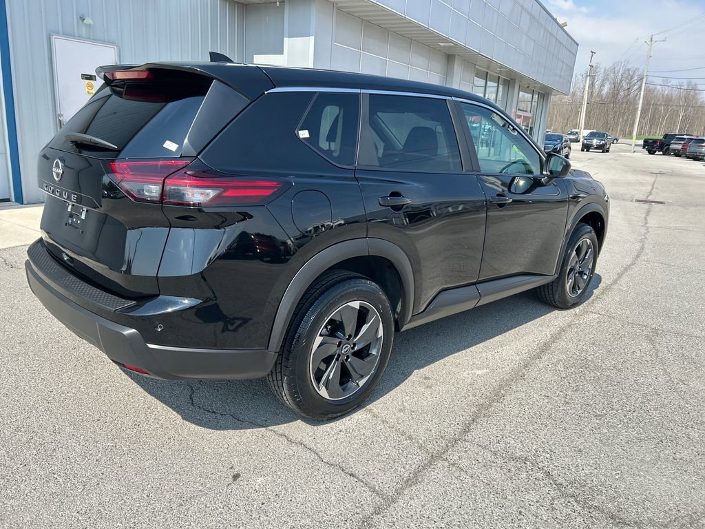 Used 2025 Nissan Rogue SV FWD image 7