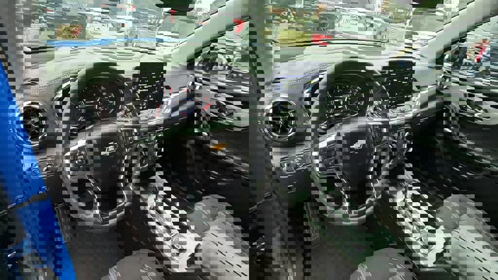 Certified 2025 Chevrolet Blazer LT w/ Midnight/Sport Edition image 21