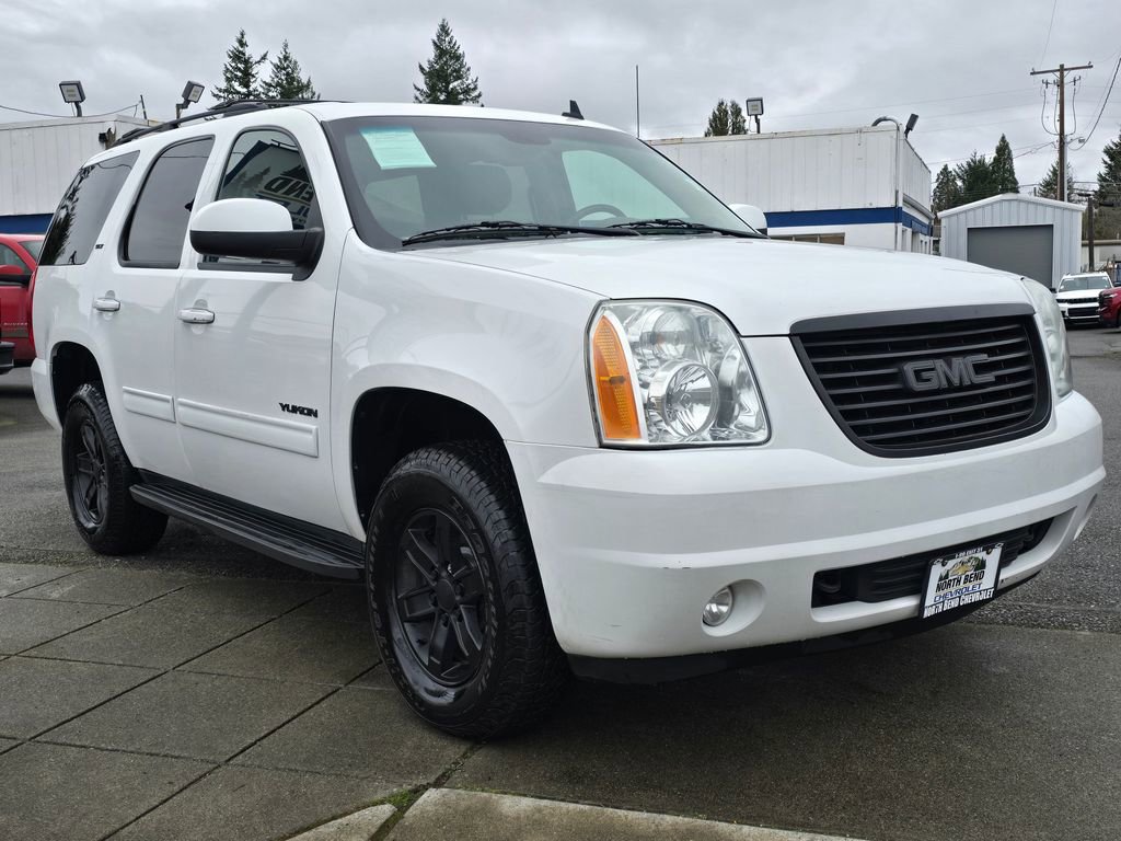Used 2009 GMC Yukon SLT w/ Preferred Package image 3