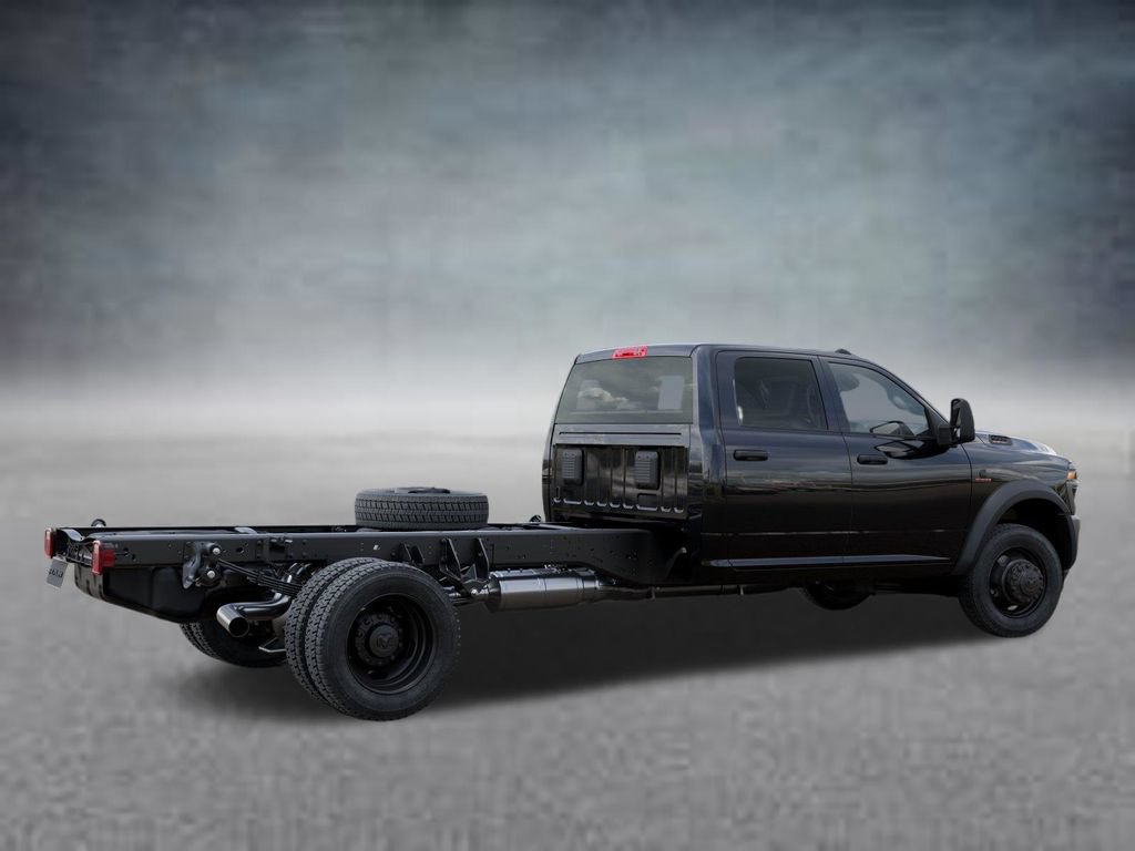 New 2026 RAM 5500 Tradesman AWD/4WD image 4