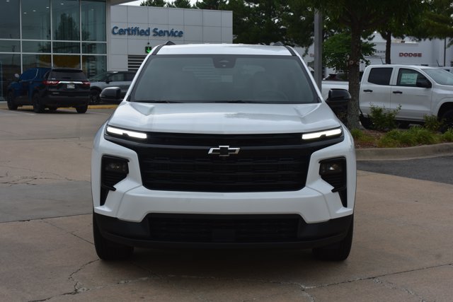 New 2026 Chevrolet Traverse LT w/ Midnight/Sport Edition FWD image 2