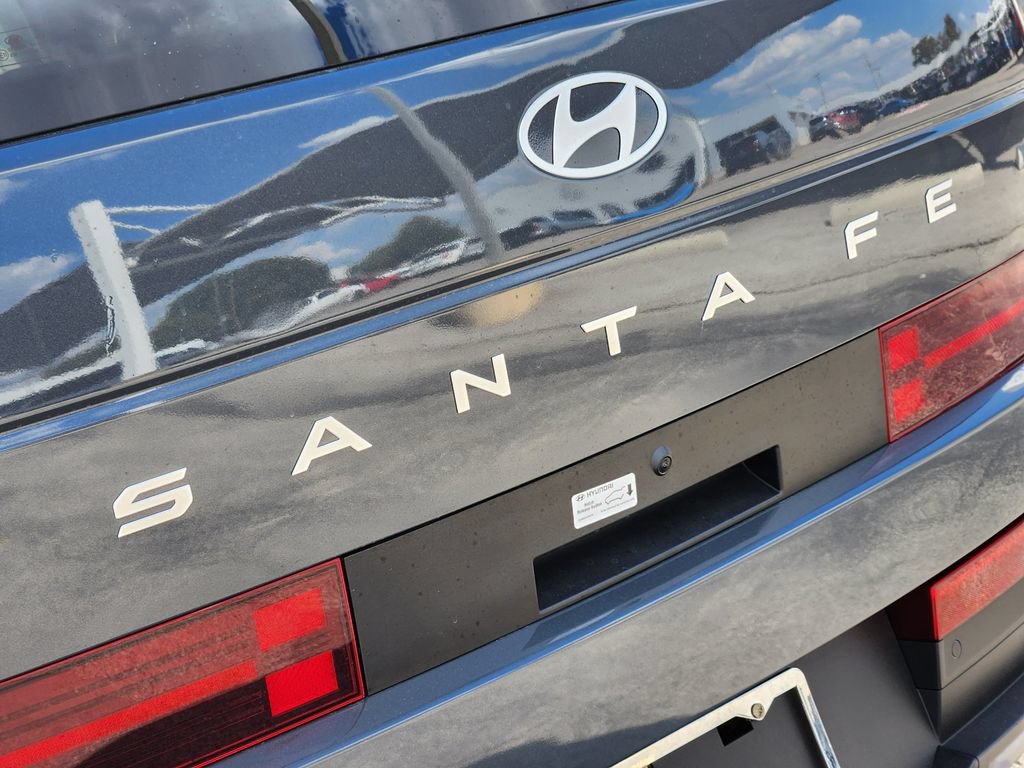 Used 2026 Hyundai Santa Fe SEL FWD image 12