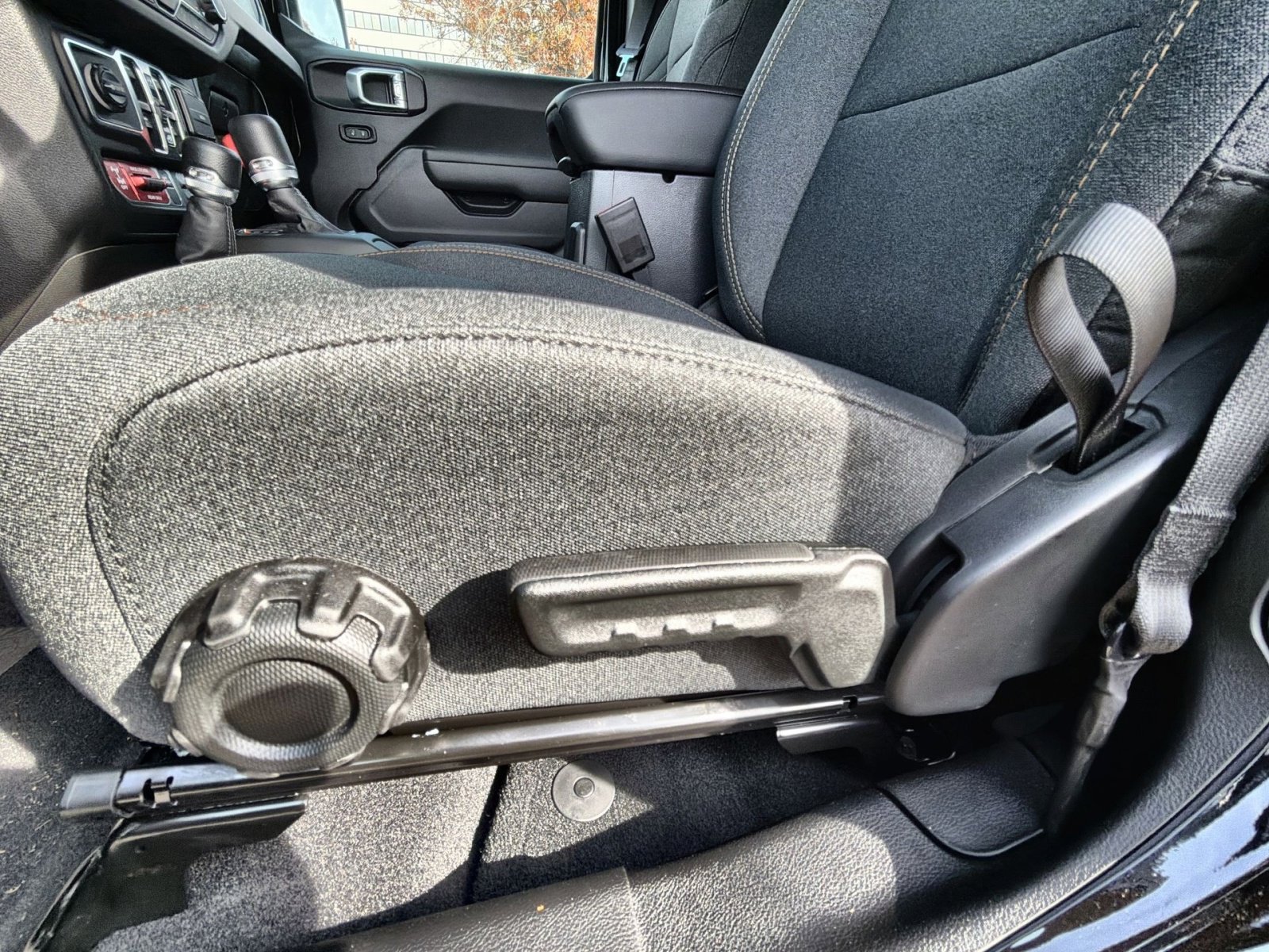 New 2026 Jeep Wrangler Unlimited Sport AWD/4WD image 14