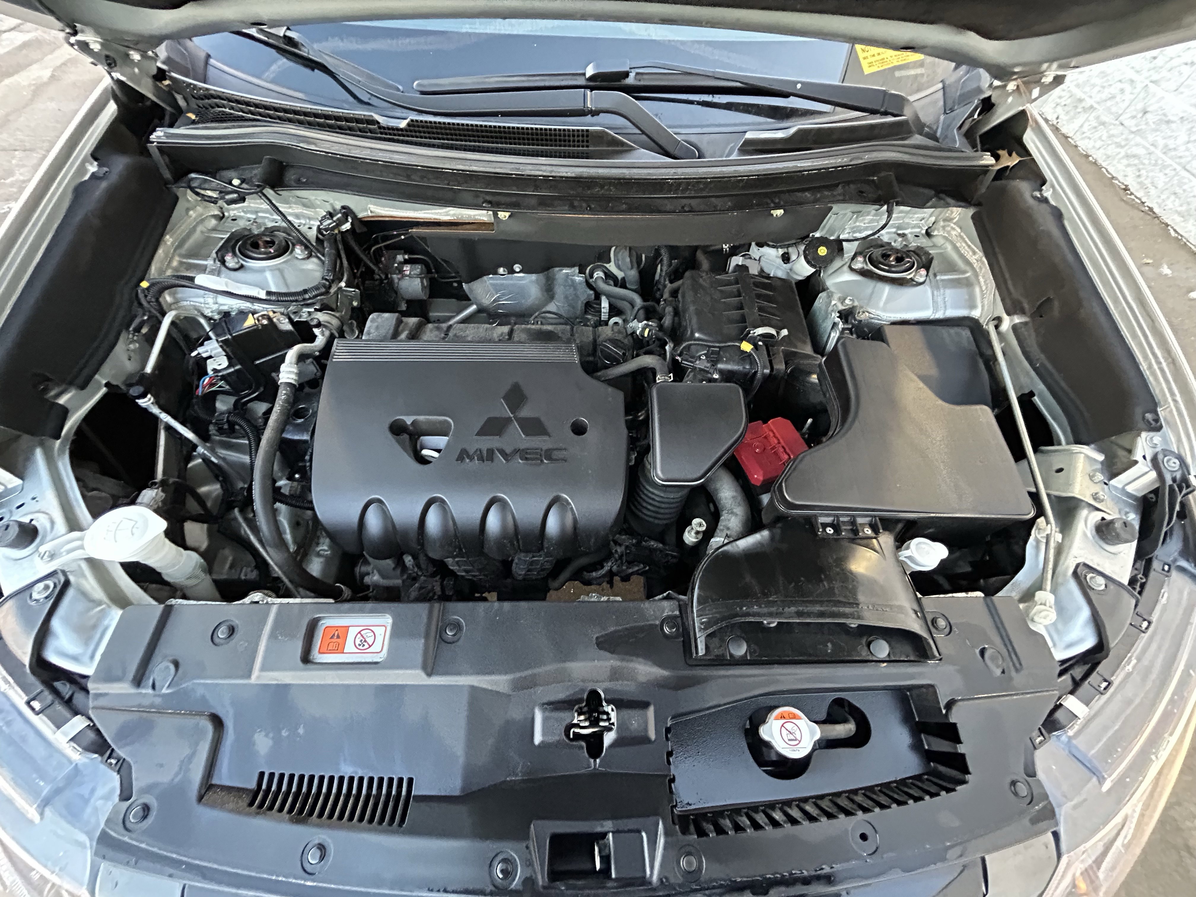 Used 2020 Mitsubishi Outlander LE image 12