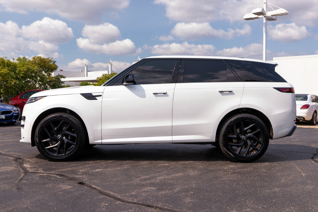 Used 2024 Land Rover Range Rover Sport Dynamic SE AWD/4WD image 5