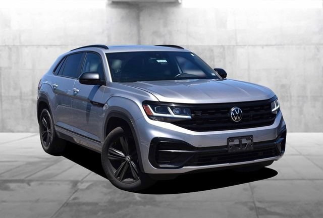 Certified 2023 Volkswagen Atlas Cross Sport SEL R-Line AWD/4WD image 2