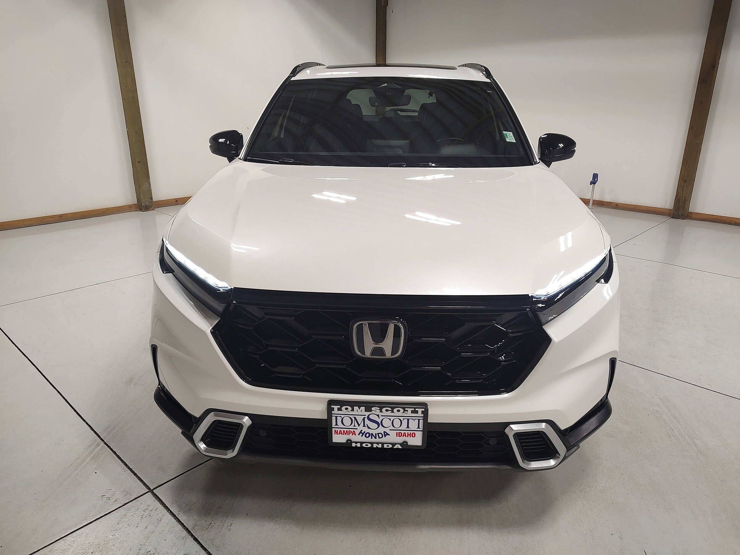 Used 2025 Honda CR-V Sport Touring image 3