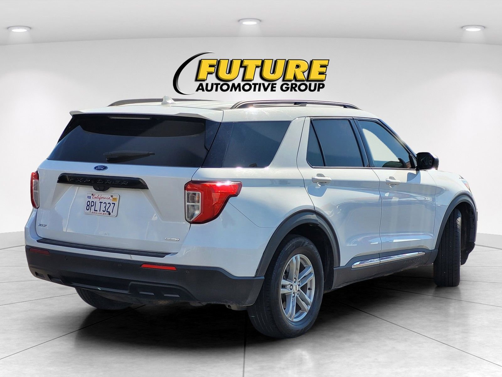 Used 2020 Ford Explorer XLT image 5