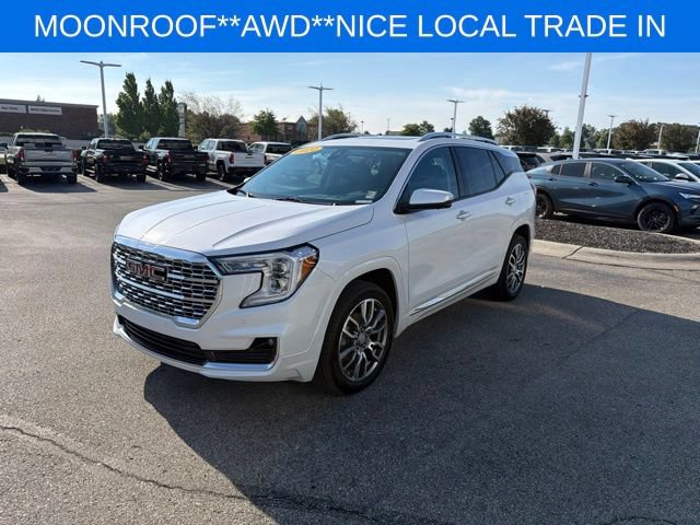 Used 2024 GMC Terrain Denali w/ Denali Premium Package AWD/4WD image 5