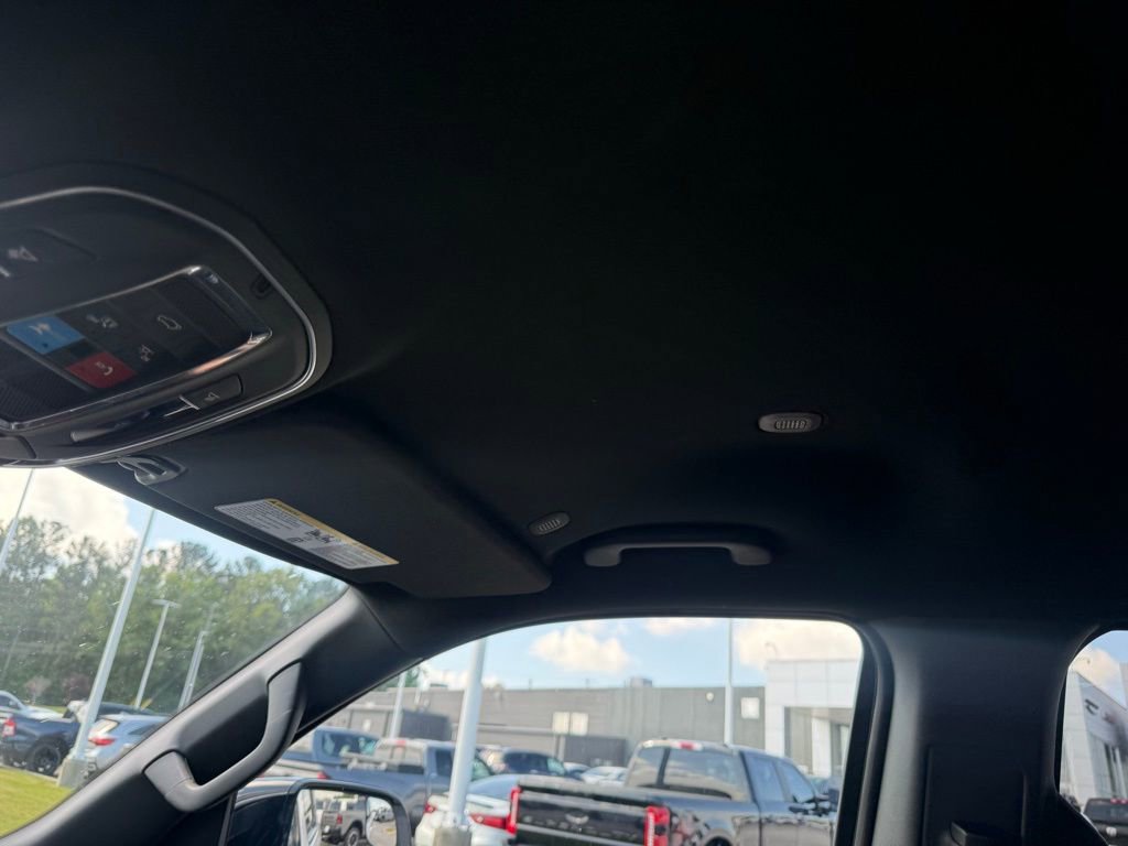 Used 2024 Jeep Wagoneer 4WD image 21