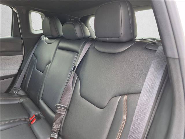 Used 2024 Jeep Compass Latitude AWD/4WD image 13