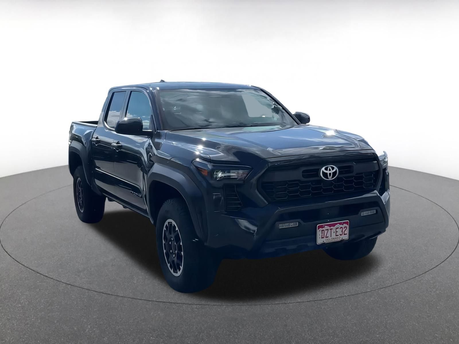 Used 2025 Toyota Tacoma TRD Off-Road image 3