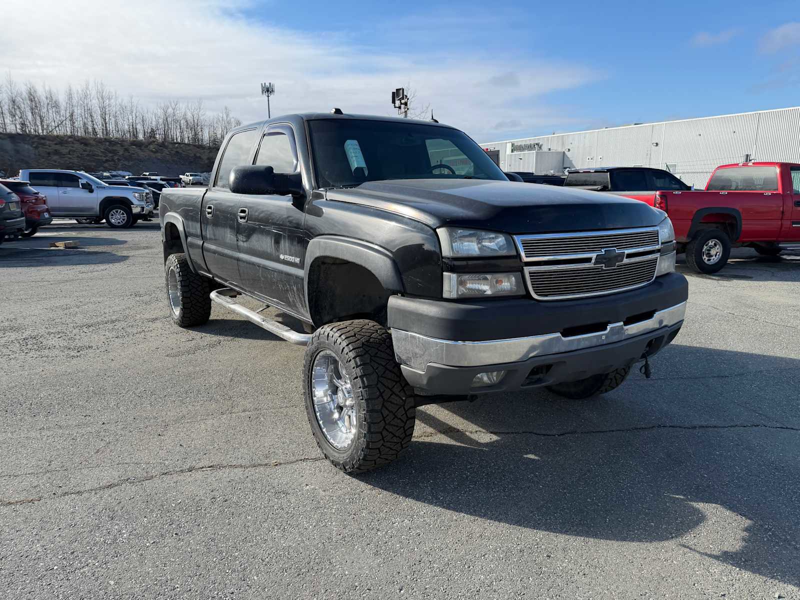Used 2005 Chevrolet Silverado 2500 LT w/ Skid Plate Package image 4