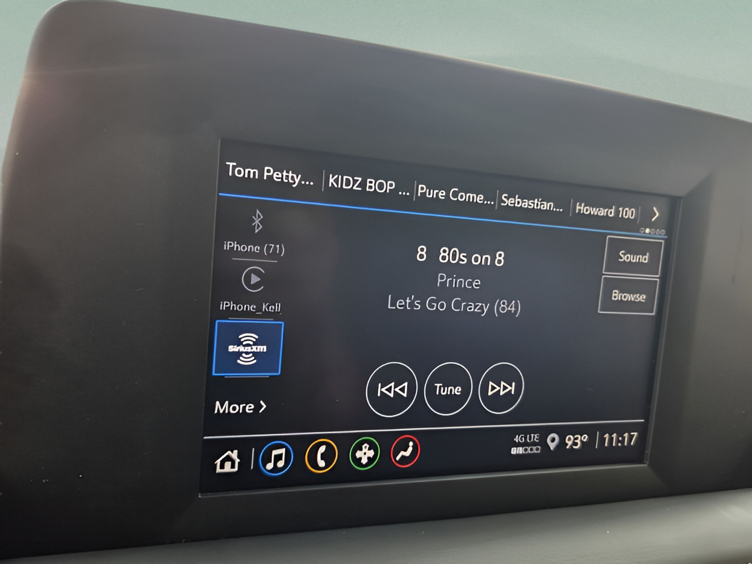 Certified 2023 Chevrolet Suburban LS RWD image 18