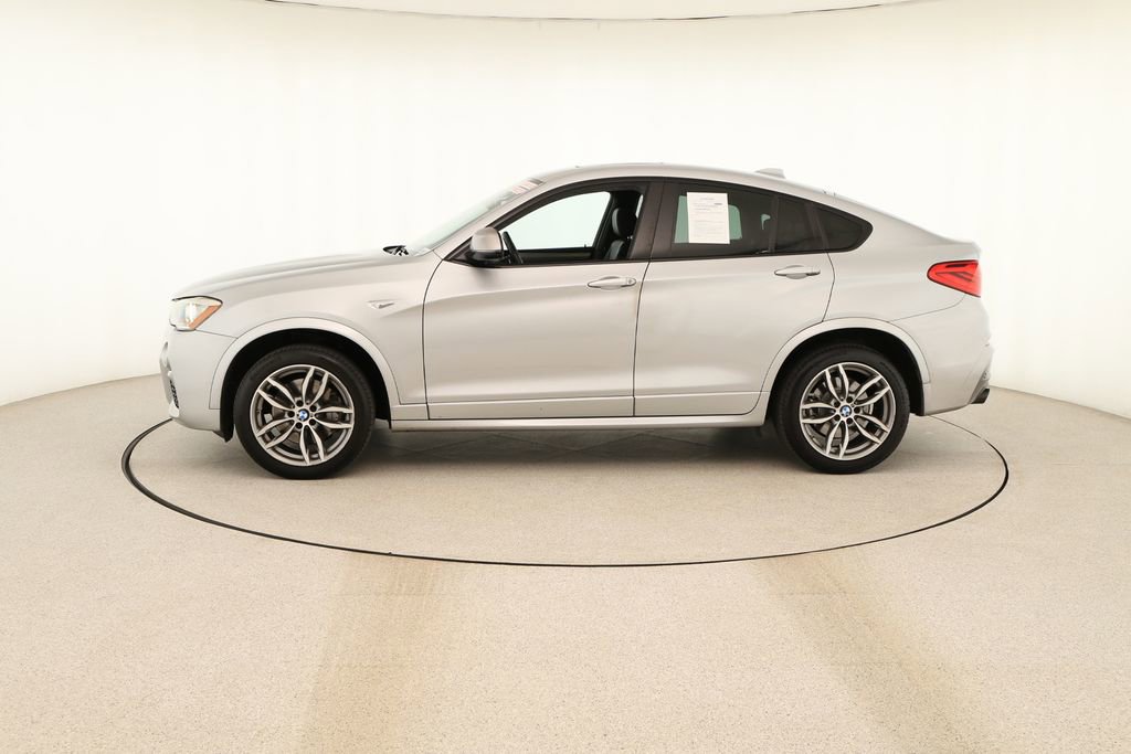 Used 2018 BMW X4 M40i image 2