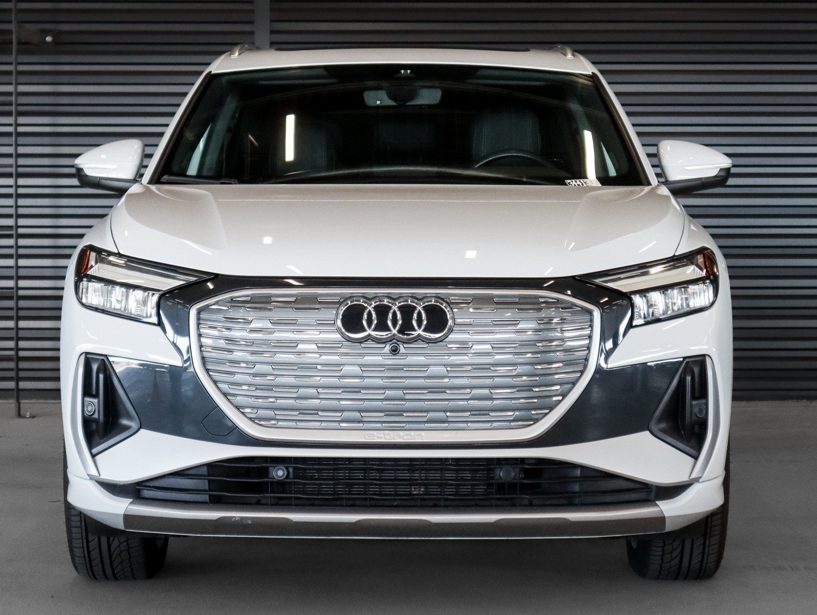 Used 2023 Audi Q4 e-tron Premium Plus AWD/4WD image 12